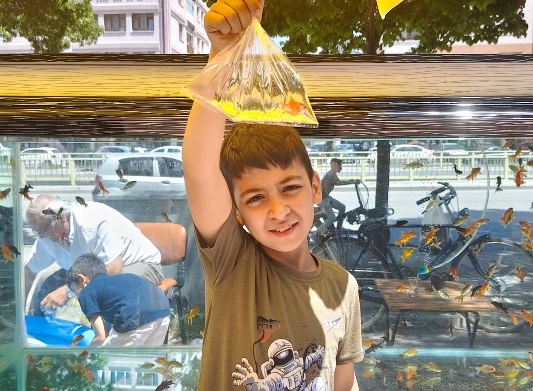 Konya’da karneyi getirene balık hediye! 2